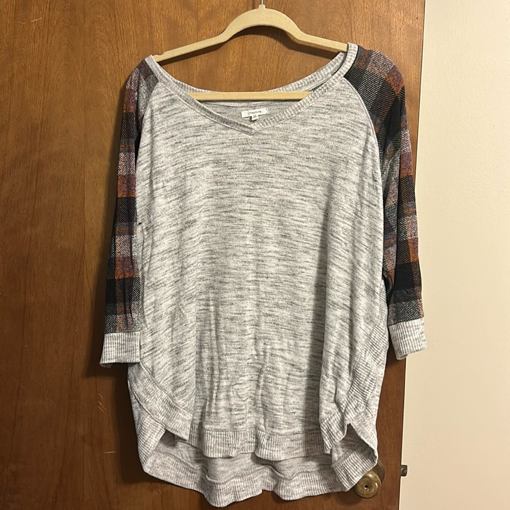 Maurice’s shirt